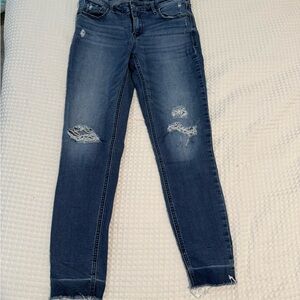 Old Navy Rockstar Super Skinny Ankle Jeans Fringe Hem